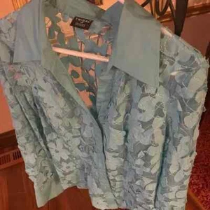 DAMEN SPITZENBLUSE BLAU .. Größe 10 Tribal Design..sehr guter Zustand - Bild 1 von 4