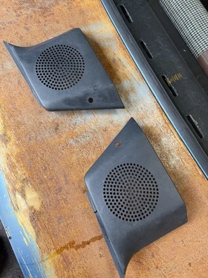 Ford RS Turbo Speaker Grills In Black. No Cracks. No Damage. Mk4 Escort S2 - Image 1 of 4