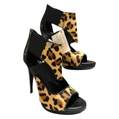 Calvin Klein Sonia 小牛毛豹纹厚底鞋 7M 码 — 第 1/4 张图片