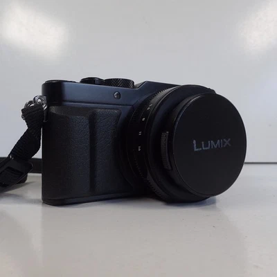 Panasonic Lumix DMC-LX100 Digital Camera -Black - Image 1 of 4