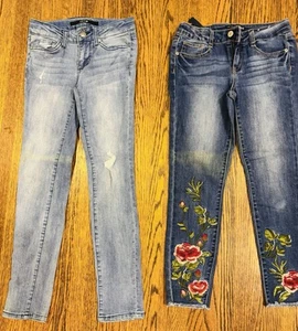 Joe’s + Vanilla Star Denim Jean Lot - Super Skinny, Embroidered Flowers Size 10 - Picture 1 of 4