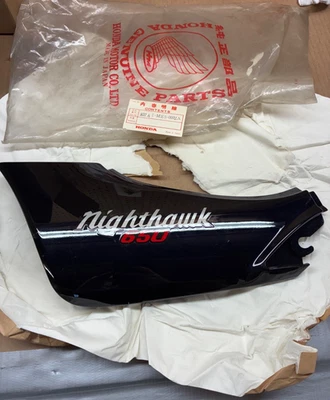 Cubierta lateral izquierda Honda CB 650 Nighthawk 1983 de colección como nueva 837A1-ME5-000ZA Foto 1 de 4