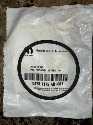 Bomba de agua genuina OEM Mopar 04781172ab a sello de cubierta delantera 4781172AB Foto 1 de 4