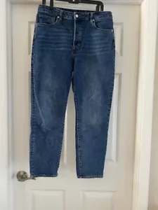 JEANS MAMÁ CINTURA ULTRA ALTA - Imagen 1 de 3