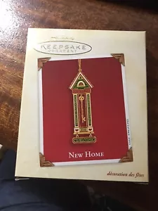 2003 Hallmark Nuevo Hogar Recuerdo Navidad Adorno Casa Llave Esmalte Metal - Imagen 1 de 3