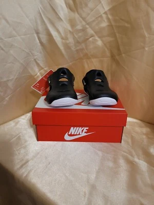 Sandálias NIKE Sunray Protect 3 DH9465-001 preto/branco infantil tamanho 9C - Imagem 1 de 4