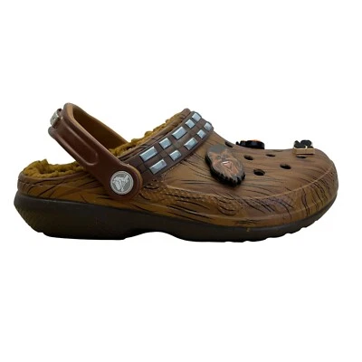 Zuecos Crocs X Star Wars Marrón Chewbacca Jibbitz Forrados Difusos Talla W6/M4 - Nuevos Foto 1 de 4