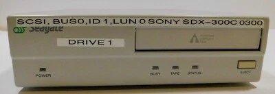 Seagate External SCSI Tape Drive STA6701W - Image 1 of 4