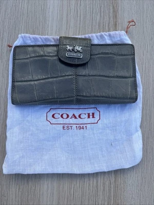 Vintage Coach Envelope Wallet Horse Buggy Logo Leather Green - Image 1 of 4