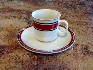 Menge 12 Kun-Lun Saki/Teetasse & Untertasse-creme mit rot, schwarz & gold Terrakotta - Bild 1 von 5