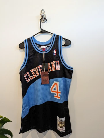 New M Mitchell & Ness NBA Swingman Jersey Cleveland Cavaliers 97-98 Shawn Kemp Cover