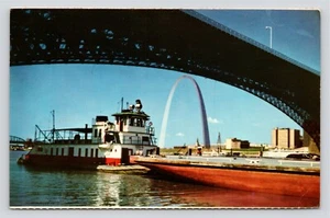 St Louis Missouri Riverfront Eads Bridge Tugboat Arch River VTG Unused Postcard - Picture 1 of 4