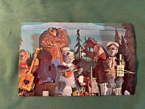 VINTAGE WALT DISNEY WORLD COUNTRY BEAR JAMBOREE POSTCARD - Picture 1 of 1