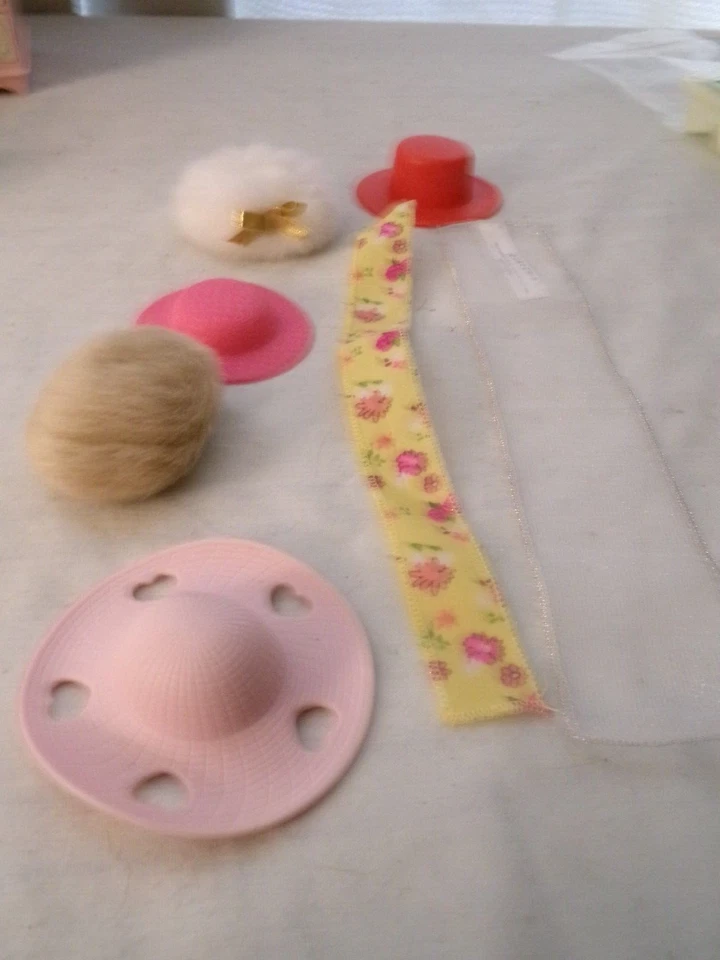 Lote sombrero y bufanda muñeca Barbie Foto 1 de 1