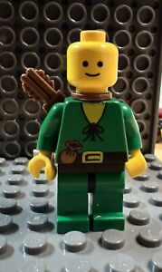 LEGO VINTAGE FORESTMAN MINIFIGURE ROBINHOOD CASTLE FIGURE WITH BOW & QUIVER