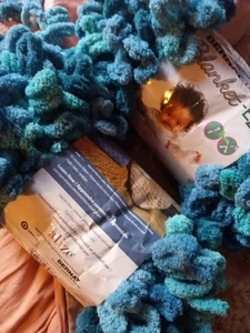 Bernat Alize Blanket-EZ Yarn-Seaport Teals 2 Full Skeins - Picture 1 of 5