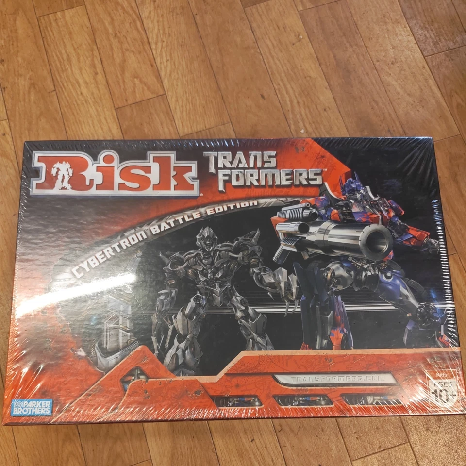 Risk Transformers Cybertron War Edition Board Game Parker Brothers Hasbro 2007