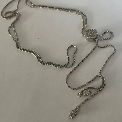 Collar Vince Camuto estilo lariat tono plateado Foto 1 de 4