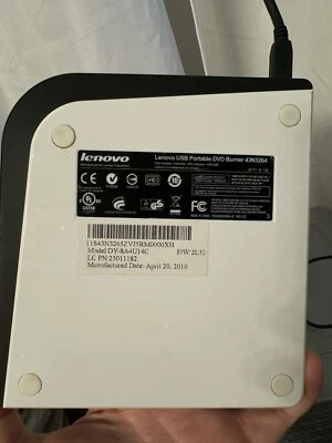 LENOVO SLIM USB GRABADORA DE DVD PORTÁTIL DY-8A4U14C CON CABLE Foto 1 de 2