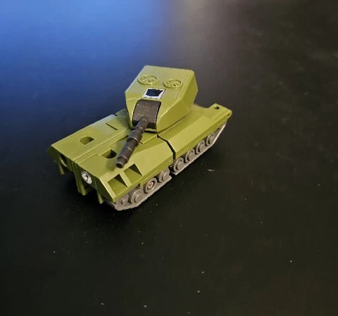 Bruticus Combaticons Brawl Transformers G1 - 1986 HASBRO Cover