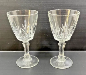 Set of 2 Cut Crystal Stemmed Cordial Shot Glasses Made in France 3 3/4" - Picture 1 of 7