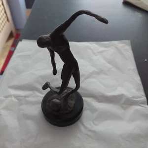 bronze skulptur signiert und verpackt  - Bild 1 von 1