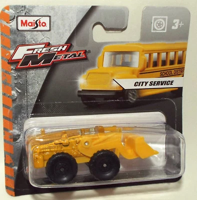 Brand New Maisto Die Cast old type Loader - Image 1 of 3