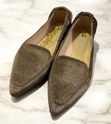 Hush Puppies Women's Hazel Pointed Loafer Shoes Size 7.5 Wide Old Money - Image 1 of 4