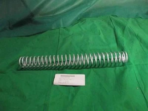 Helical Compression Spring Military Surplus NOS 5360001682630 Or 10933600 - Imagen 1 de 1