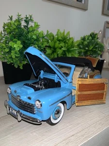 modellino auto 1:18 Ford Sportsman Road Signature - Foto 1 di 19