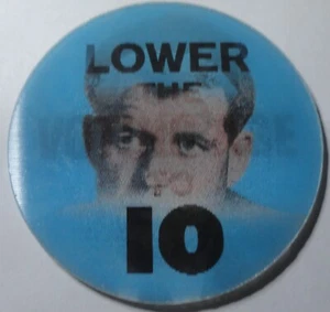 1968 ROBERT F KENNEDY Bobby Kennedy Varivue RFK Flasher - Picture 1 of 4