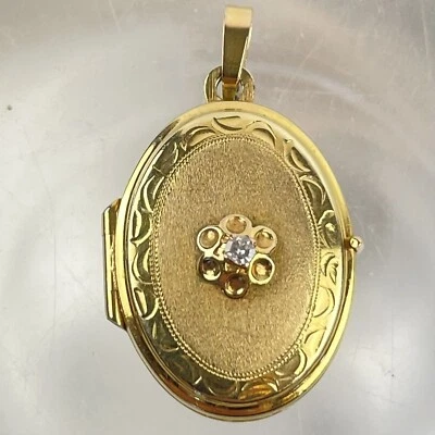 Винтажный набор из двух фото медальонов из желтого золота 9 карат с бриллиантами 2,5 см x 1,8 см - Изображение 1 из 4