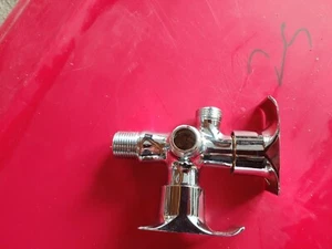1/2 Inch to two 1/2 inch Designer 2 way VALVE CHROME bathroom.NEW - Picture 1 of 5
