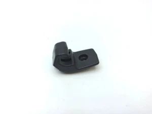 Mercedes-Benz SLK R171 2006 Left Sun visor clip hook bracket PUM57553 - Picture 1 of 11