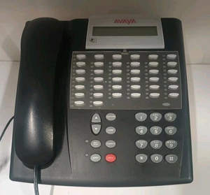 Avaya Partner 34D Serie 1 Digitaltelefon - Schwarz Gebraucht  - Bild 1 von 3