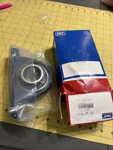 SY 40 TF SKF Pillow Block Ball Bearing Unit 40 mm Bore - Picture 1 of 5