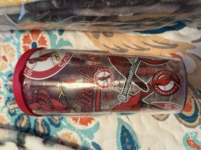 Стакан St. Louis Cardinals Tervis 24 унции с изоляцией крышки G7 - Изображение 1 из 2