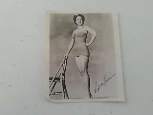 Piper Laurie Signed Picture Photo - Picture 1 of 2