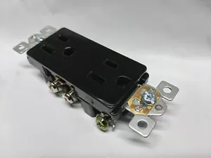 10 pc Decorator Receptáculos dúplex 15 Amp NEGRO 15A Decora Outlet Self Grounding - Imagen 1 de 4