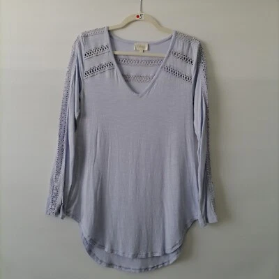 Anthropologie Delette Womens Lavender V Neck Lace Line Hi Low Hem Top Size S - Image 1 of 4