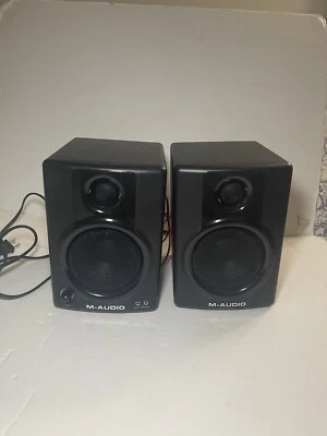 M-Audio Studiophile AV 40 Desktop Studio Monitor Reference Speakers | TESTED - Image 1 of 4