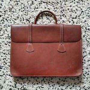 Vintage Brown Leather Sheet Music Bag Case Mid Century Metal Bar Closure - Picture 1 of 8