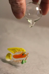 Vintage Ganz? Hand Blown Glass FISH ORANGE/YELLOW/WHITE - Picture 1 of 3