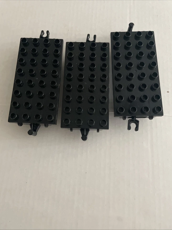 Lego Duplo 4x8 Negro Gris Tren Ferrocarril Carro Base Chasis Lote de 3 Foto 1 de 4