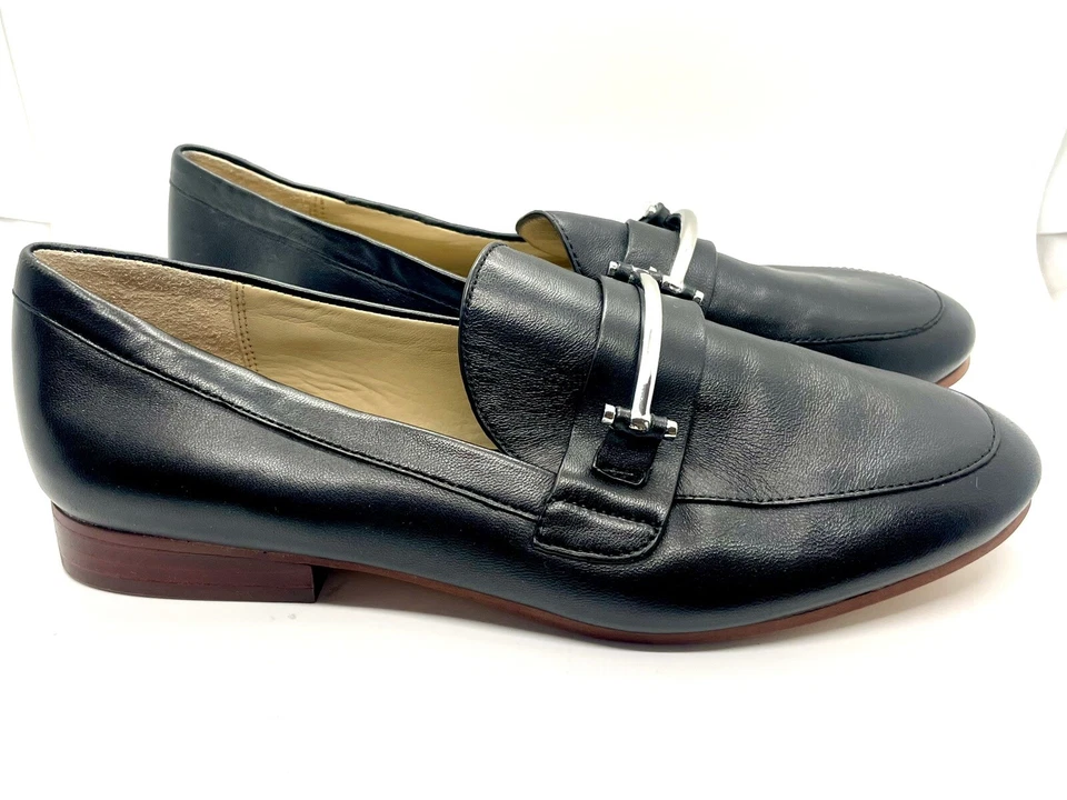 Mocasín Enzo Angiolini Taiden de cuero negro con barra plateada talla 8M Career Lux Foto 1 de 4