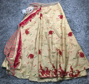 Kariza Womens Silk Blend Skirt Floral One Size Beige Green Red Tie-Waist NWT - Picture 1 of 10