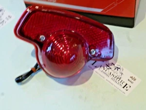 "LUZ TRASERA GENUINA LUCAS 679 LUZ DE PARADA COLA TRIUMPH T100 TR6 T120 A65 B25 ""NUEVA"" - Imagen 1 de 4