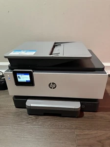 Impresora a color inalámbrica todo en uno HP OfficeJet Pro 9010 1KR42A 900 páginas tóner Inc - Imagen 1 de 6