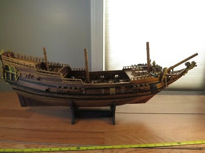 Готовая модель корабля Берлин длина около 30 дюймов  - Изображение 1 из 4