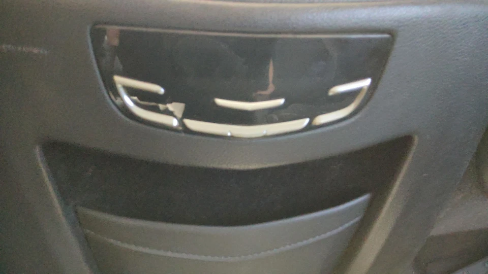 Control de aire acondicionado calentador ESCALADE 15 Foto 1 de 1